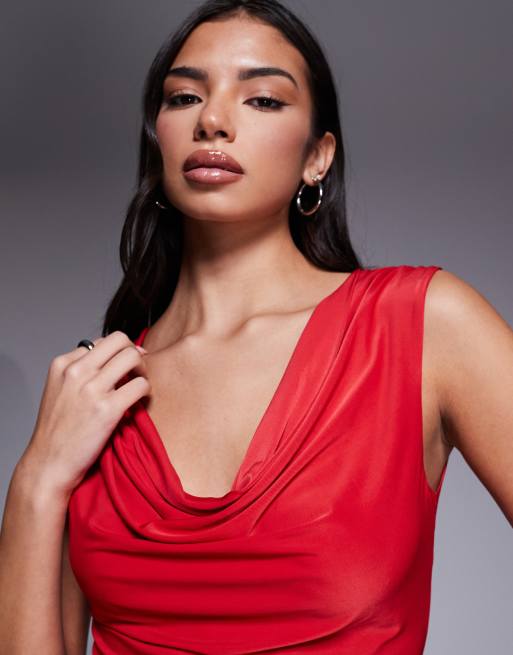 ASOS DESIGN – Röd, silkig topp med drapering, 2 av 4