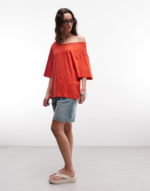 ASOS DESIGN – Röd, slouchy t-shirt i oversized fit med bar axel, 2 av 4