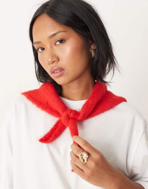 ASOS DESIGN – Röd, stickad sjal i liten trekantig design - view 1