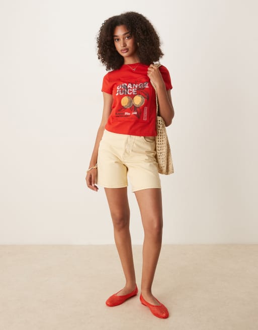 ASOS DESIGN – Röd t-shirt i kort, liten design med "orange"-applikation, 4 av 4