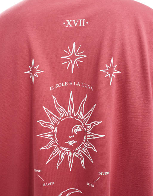 ASOS DESIGN – Röd t-shirt i oversize med himmelskt tryck längs ryggraden, 4 av 4