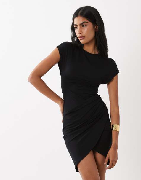 ASOS DESIGN – Röd t-shirtklänning i minilängd med omlottdesign - view 1