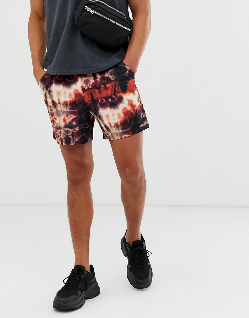 ASOS DESIGN – Röda, batikmönstrade shorts med smal passform