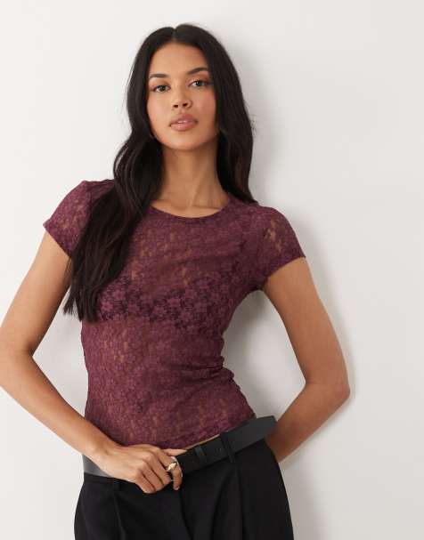 ASOS DESIGN – Rödlila t-shirt i liten design med spets - view 1
