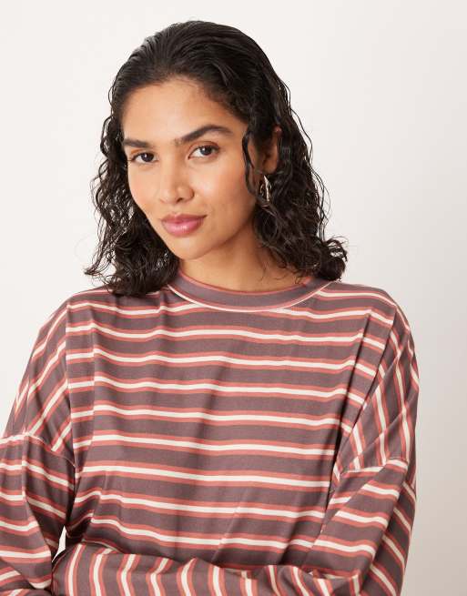 ASOS DESIGN – Rödrandig topp i oversize med långa ärmar, 4 av 4