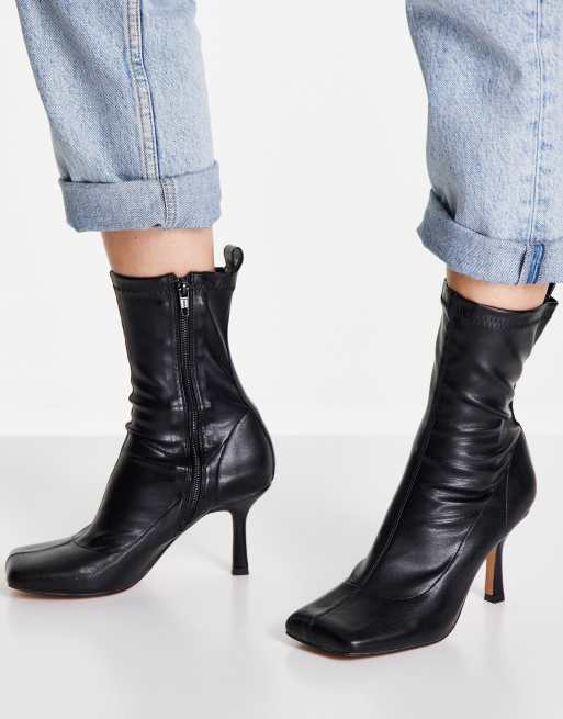 Square toe hot sale heeled boots