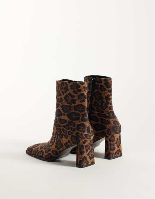 ASOS DESIGN Romeo square toe heeled ankle boots in leopard, 4 of 4