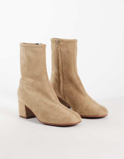 ASOS DESIGN Ronan - botines de tacón ancho en ante sintético color arena, 2 de 4