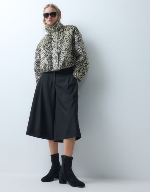 ASOS DESIGN Ronan botki na obcasie klockowym w czarnym zamszu syntetycznym, 6 z 6