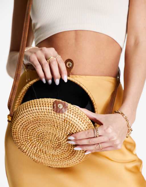 ASOS DESIGN Ronde crossbody tas van rotan