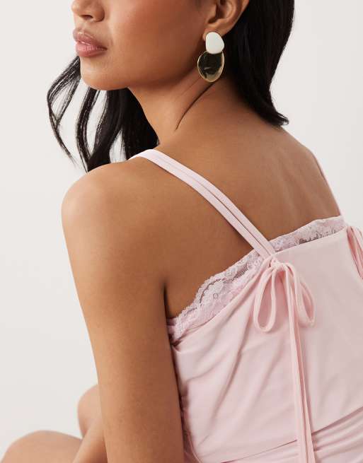 ASOS DESIGN – Rosa, åtsmitande bandeau-topp med spetskant och axelband, 4 av 4