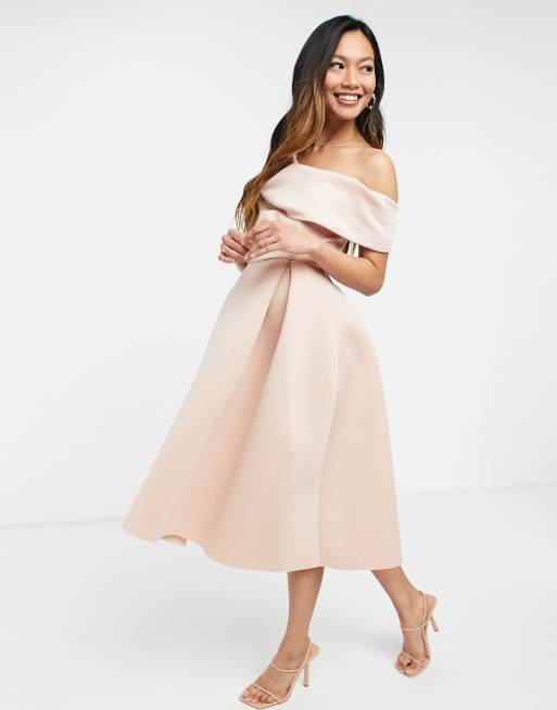 ASOS DESIGN – Rosa balklänning i midiläng med fallen shoulder-design