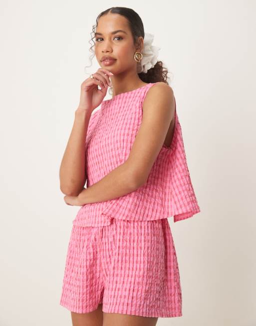 ASOS DESIGN – Rosa, ginghamrutig playsuit med två lager och öppen rygg, 3 av 4