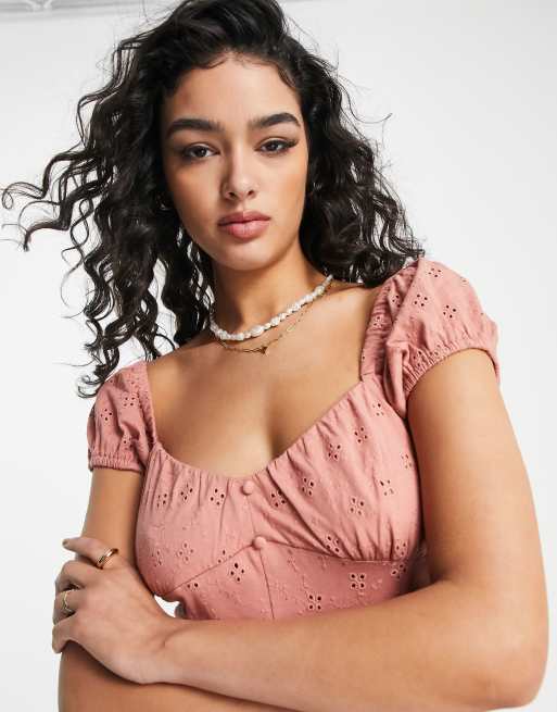 ASOS DESIGN – Rosa klänning i minilängd med hålbroderi, bystdetalj och knappar, 3 av 4