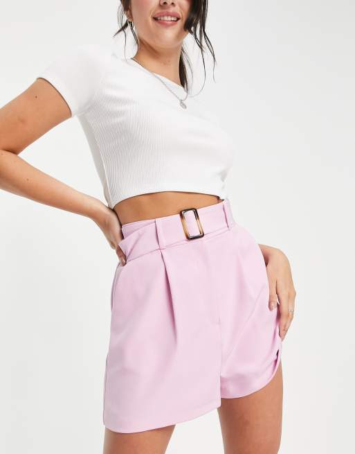 ASOS DESIGN – Rosa mom shorts med skärp