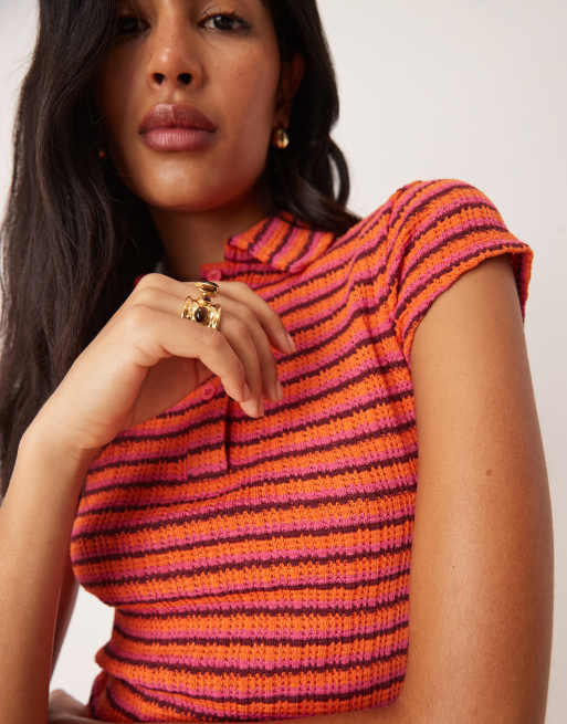 ASOS DESIGN – Rosa och röd, randig, stickad pikétröja i krympt design med textur, del av set, 3 av 4