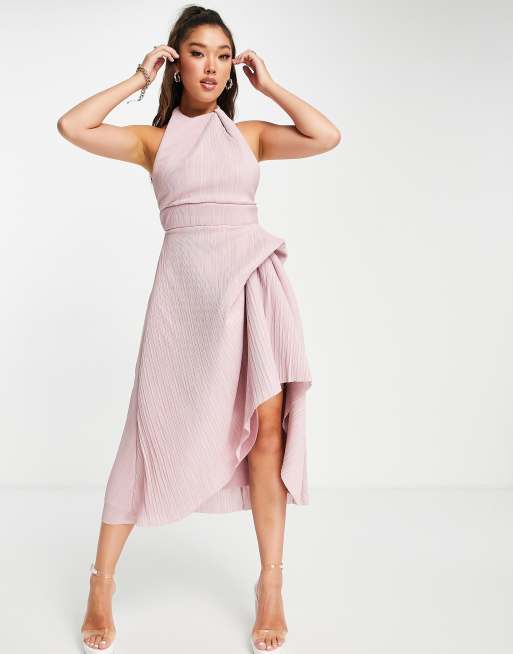 ASOS DESIGN – Rosa plisserad midi-balklänning med hög krage