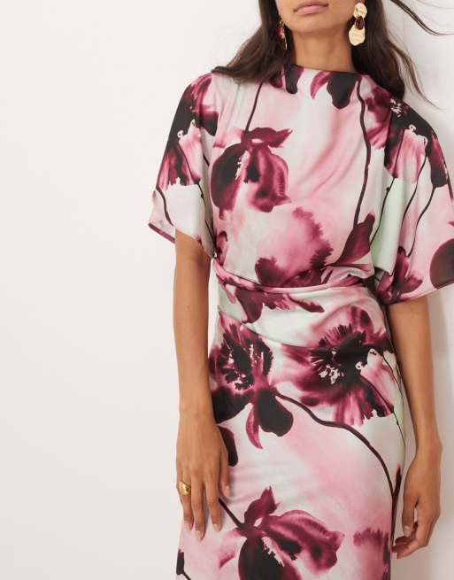 ASOS DESIGN – Rosa, storblommig maxiklänning i satin med hög ringning och utsvängda ärmar, 3 av 4