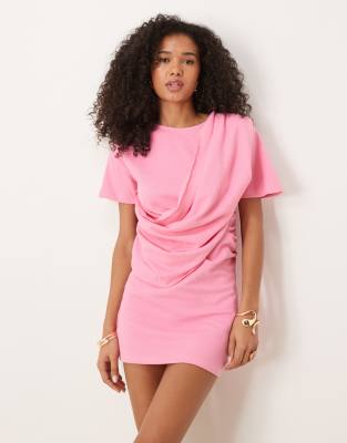 ASOS DESIGN – Rosa, strukturerad miniklänning med korta ärmar och drapering framtill - view 1