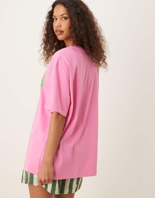 ASOS DESIGN – Rosa t-shirt i normal passform med "l'amour au soleil"-tryck, 4 av 4