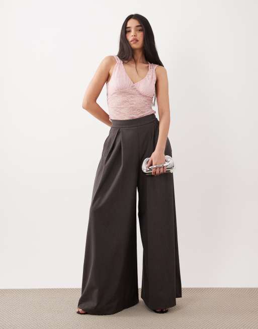 ASOS DESIGN – Rosa topp i spets med djup urringning, 3 av 4