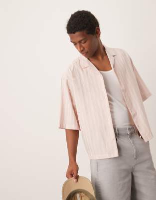 ASOS DESIGN – Rosarandig skjorta i boxig oversize-passform med platt krage - view 1