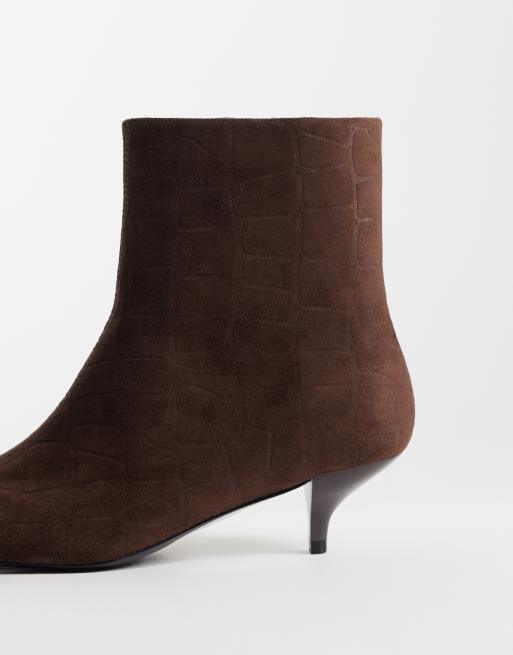 ASOS DESIGN Rosia kitten heel ankle boots in embossed choc croc, 4 of 4
