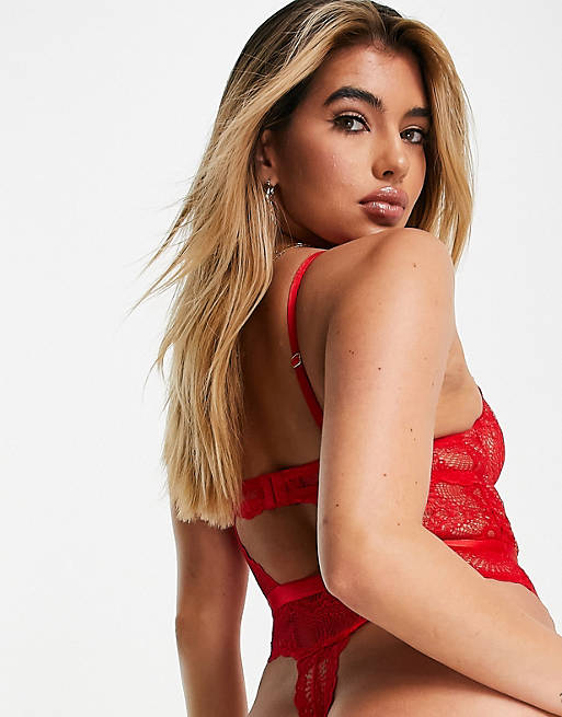 Women Rosie lace underwire body in hot red 