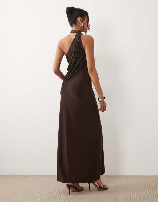 ASOS DESIGN - Rosinfarvet maxikjole med halterneck, drapering og kontrasterende plisseringer, 4 af 4