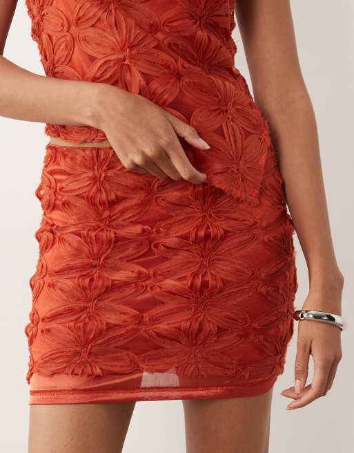 ASOS DESIGN – Roströd minikjol i mesh med applikationer, del av set, 4 av 5