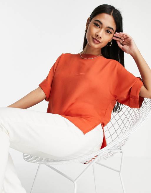 ASOS DESIGN – Roströd vävd t-shirt i oversize med uppvikt ärm
