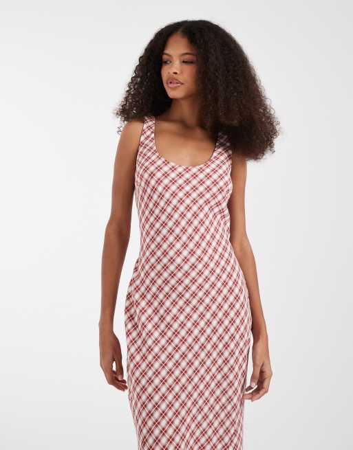 ASOS DESIGN – Rot kariertes Maxikleid mit ausgestelltem Saum, 3 von 4