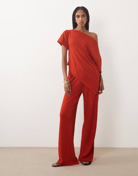 ASOS DESIGN – Rött, virkat set i texturerad jersey med off shoulder-topp - view 1