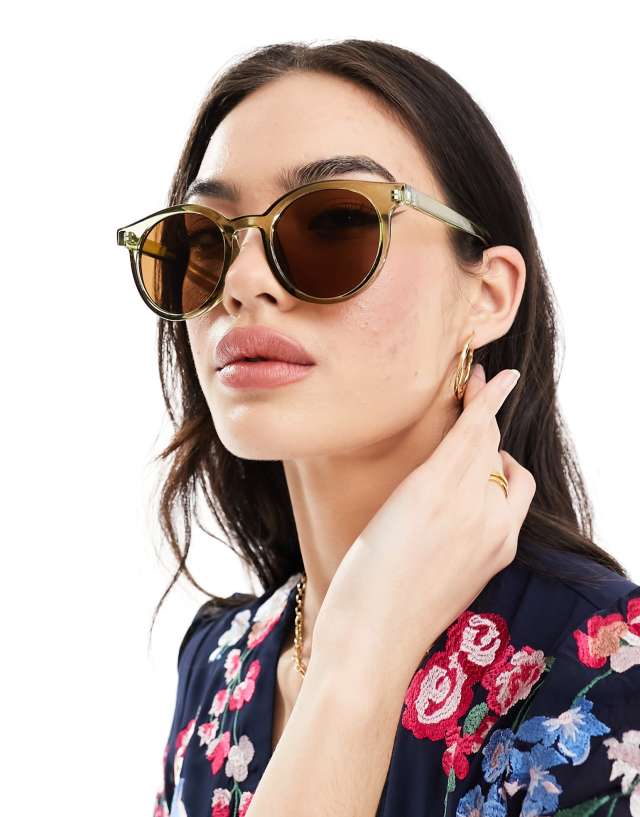 ASOS DESIGN - round  sunglasses in crystal green with brown lens