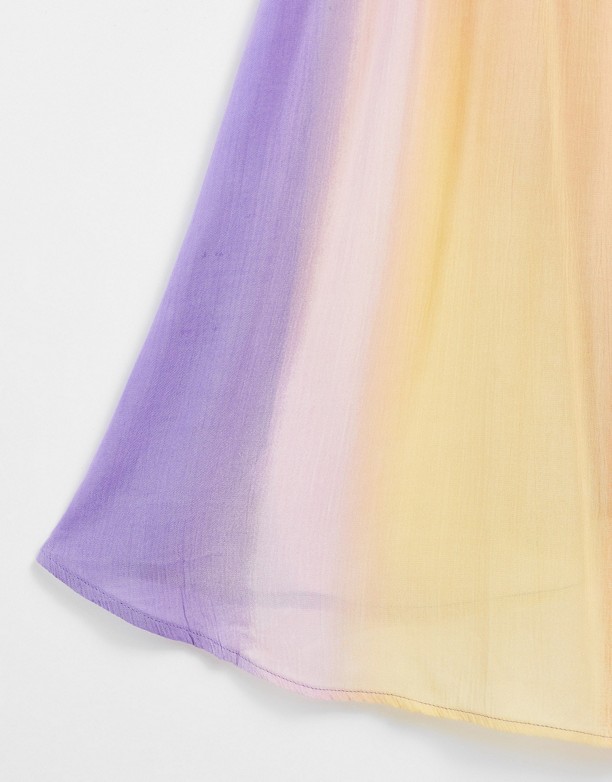  Styl ASOS DESIGN – Rozkloszowana plażowa sukienka nad kolano we wzÓr ombre Nadruk ombre