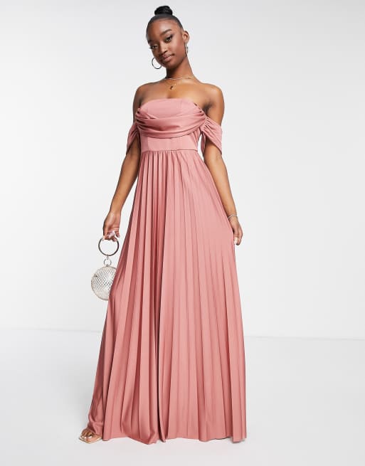 ASOS DESIGN – Różowa plisowana sukienka maxi z odkrytymi ramionami i drapowanym dekoltem