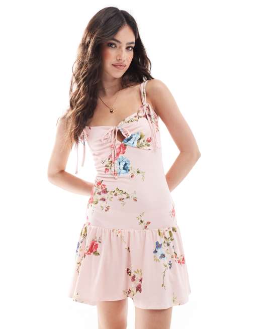 ASOS DESIGN – Różowa sukienka mini typu milkmaid w kwiaty z wycięciem w łezkę z kokardką