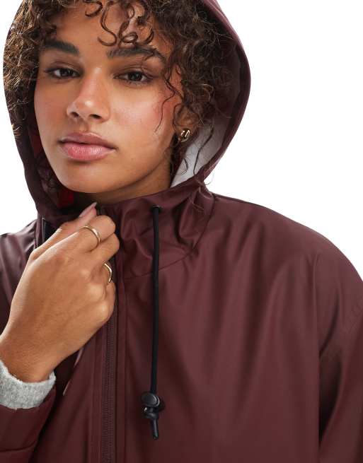 ASOS DESIGN - Rubberen parka met contrasterend detail in bordeauxrood, 4 van 4