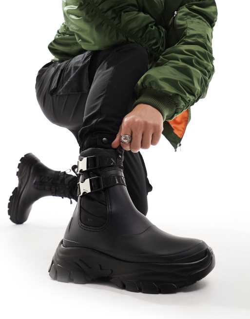 ASOS DESIGN - Rubberlaarzen met dikke zool in zwart met zilveren gespen