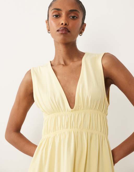 ASOS DESIGN ruched bodice plunge maxi dress in lemon, 3 of 4