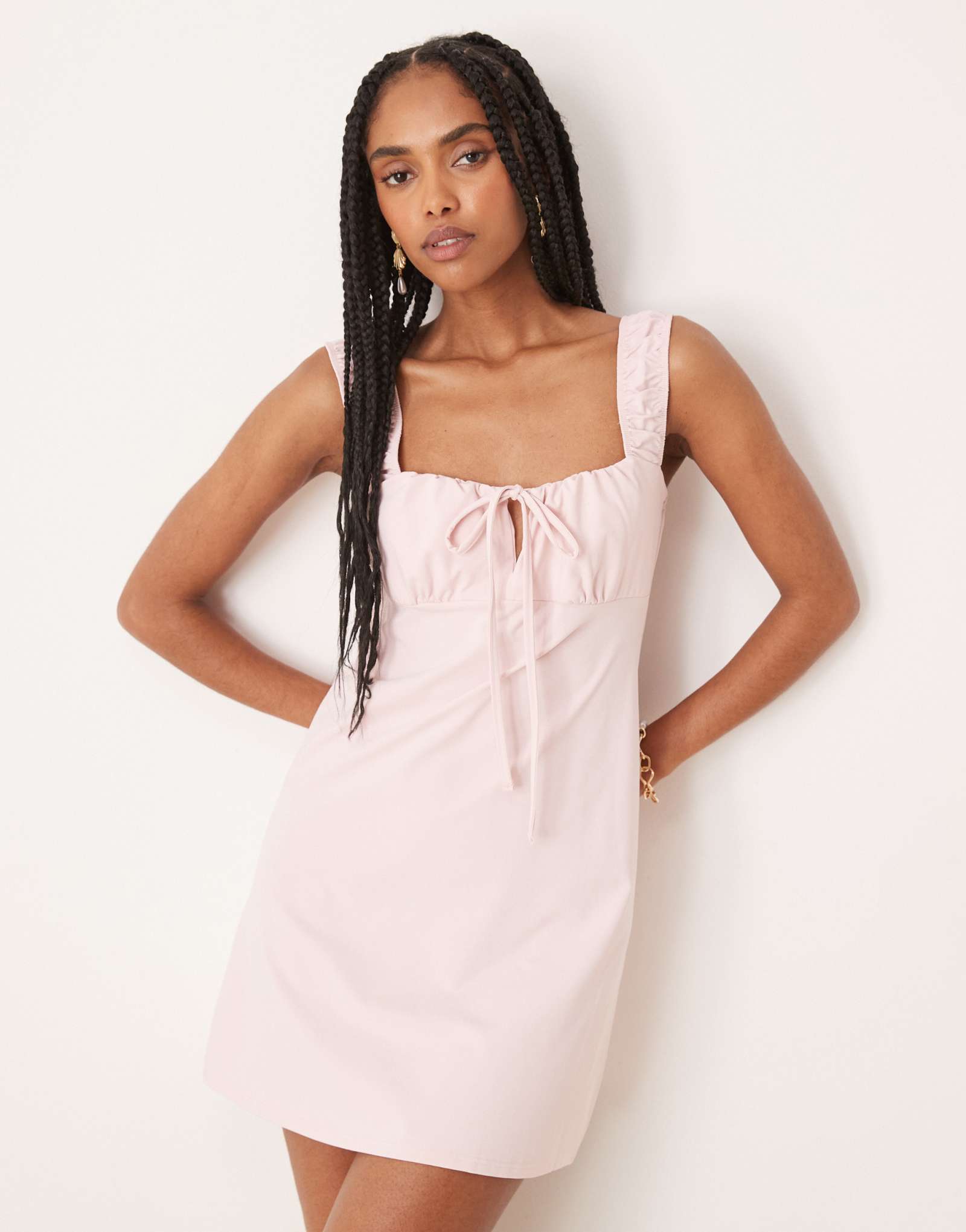 Мини-платье ASOS DESIGN с рюшами на груди розового цвета