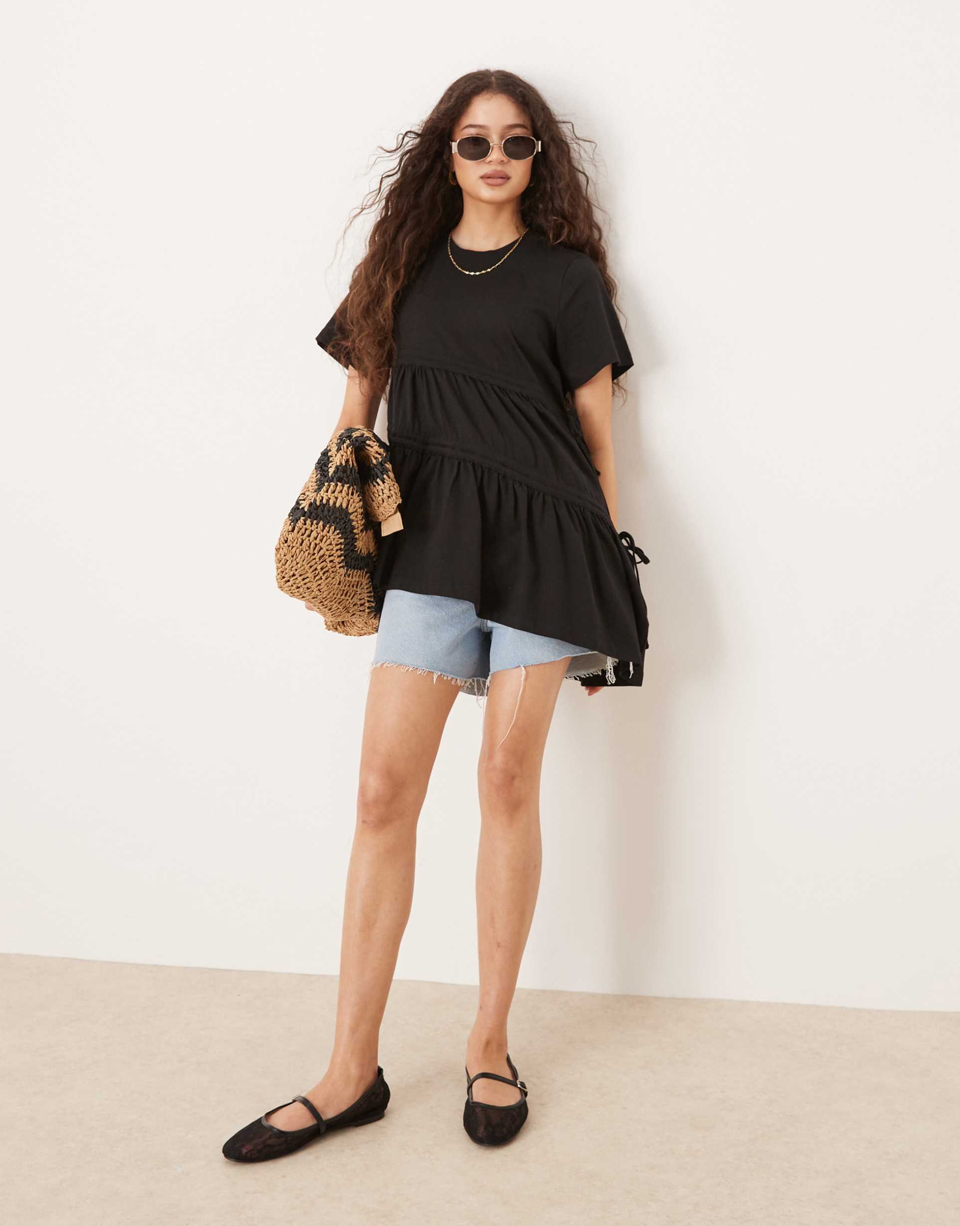asos design ruched detail tee in black
