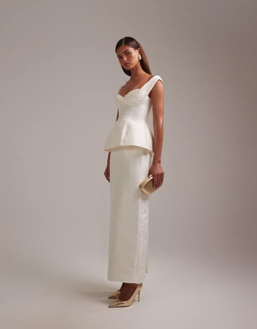 ASOS DESIGN ruched off shoulder structured midaxi wedding dress in ivory, 4 of 5