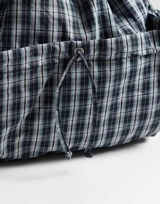 ASOS DESIGN ruched pocket tote bag in check print, 3 of 4