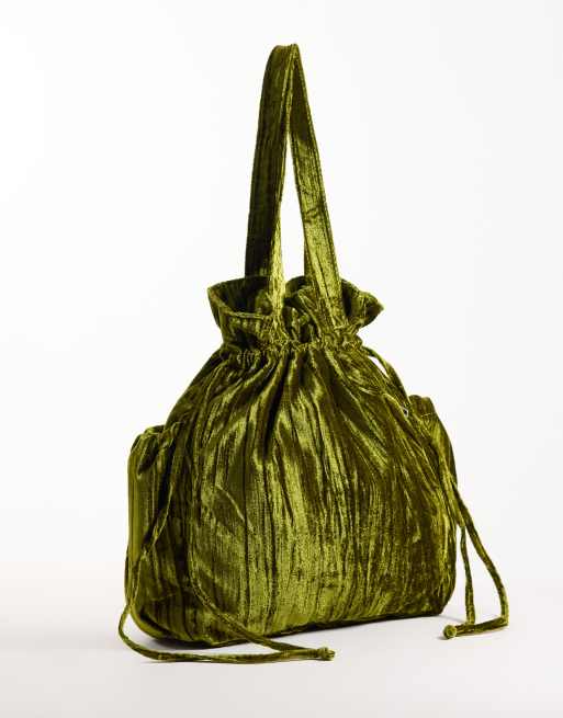 ASOS DESIGN ruched pocket tote bag in green velvet, 4 of 4