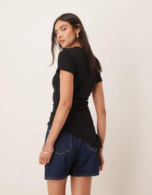 ASOS DESIGN ruched side asymmetric T-shirt in black, 3 of 4
