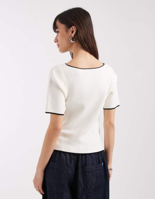 ASOS DESIGN ruched side aysmmetric t-shirt in white with black tipping, 4 of 4