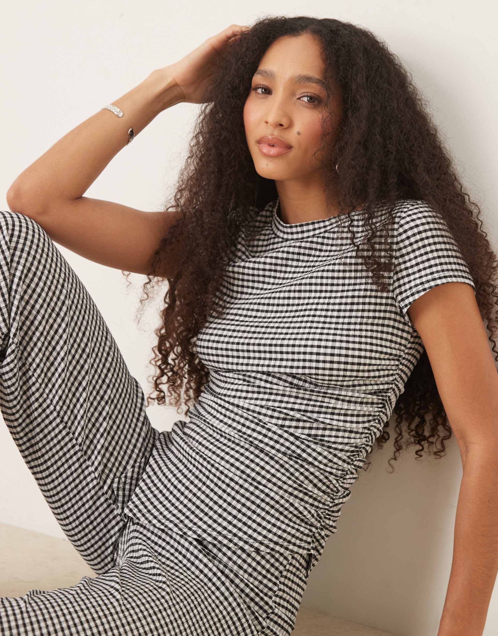 asos design ruched sides asymmetric t-shirt in gingham