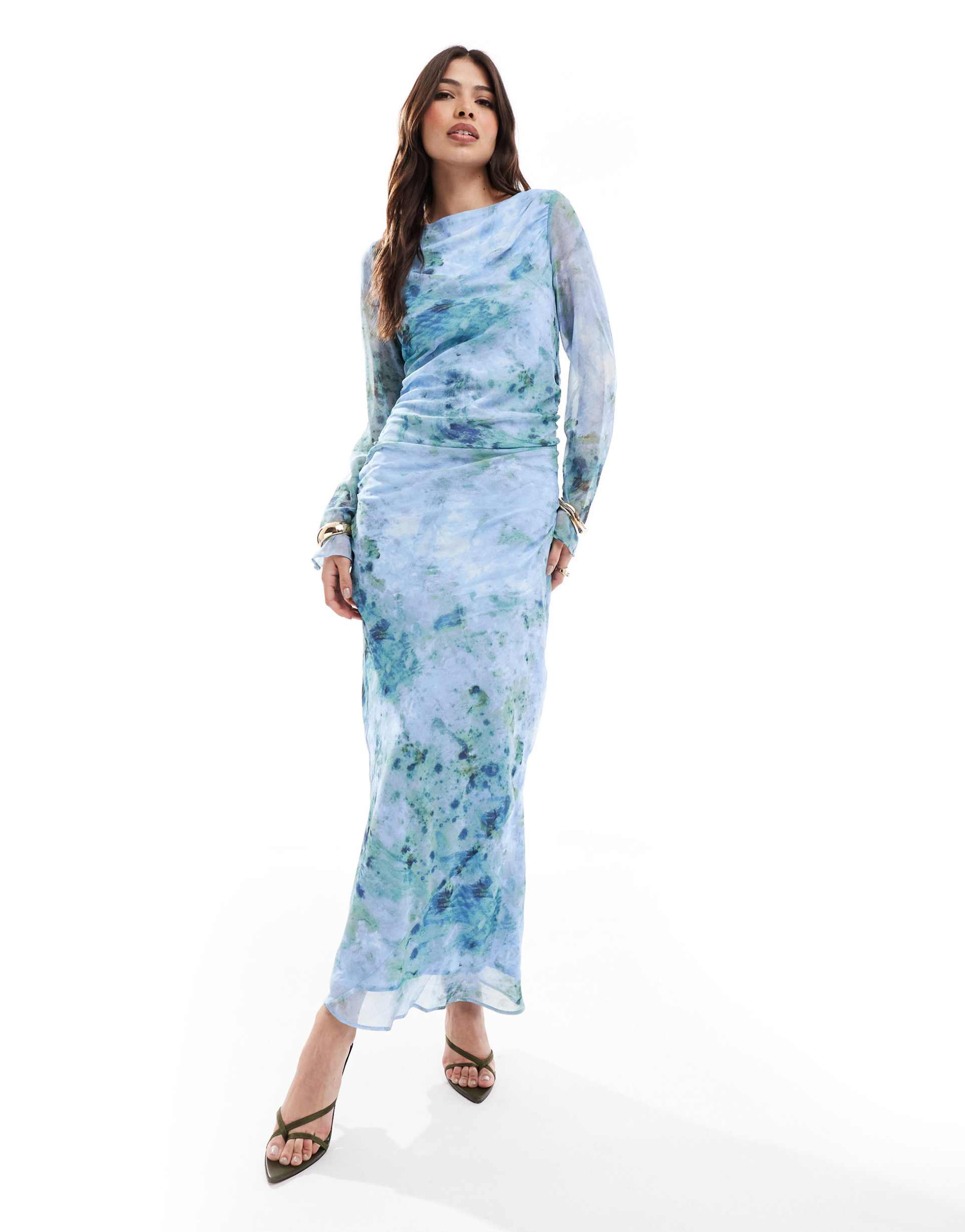 asos design ruched sleeve maxi dress in blue marble print