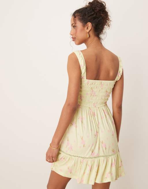 ASOS DESIGN ruched square neck tiered mini dress with lace inserts in green with ditsy floral - MULTI, 3 of 4